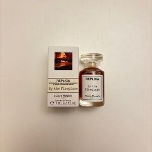 Maison Margiela By The Fireplace Deluxe Travel Size Mini